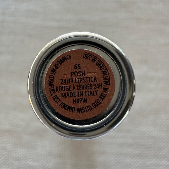 MAC LOCKED KISS 24HR LIPSTICK POSH WARM BROWN - Picture 5 of 7